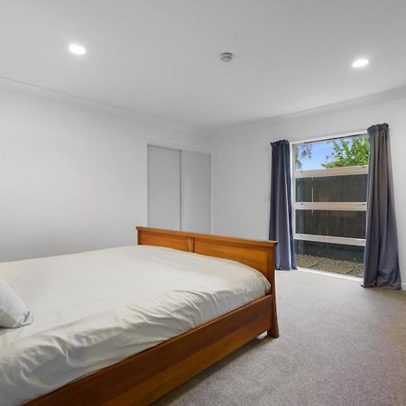 Sunny, Quiet, 2-Bedroom Unit In Fabulous Location! 케임브리지 외부 사진