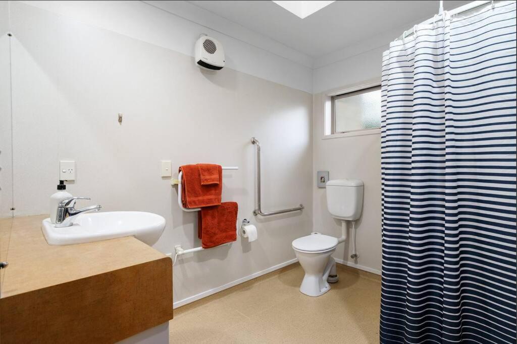 Sunny, Quiet, 2-Bedroom Unit In Fabulous Location! 케임브리지 외부 사진